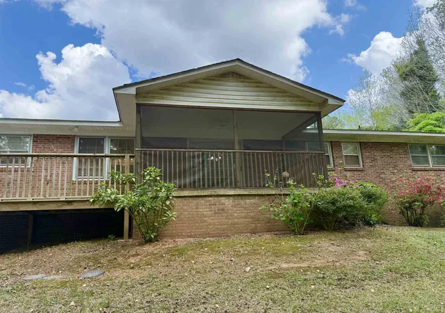 Photo 3 of Single family home for sale at 220 Trenton Rd, Gaffney, SC 29340 | MLS# SPN335427 | Listing updated on 2026-08-28