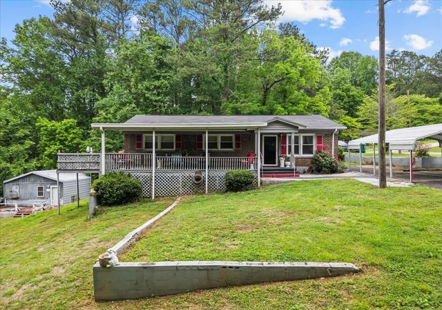 Photo 1 of Single family home for sale at 202 Vermont Dr, Gaffney, SC 29341 | MLS# SPN335449 | Listing updated on 2026-04-05
