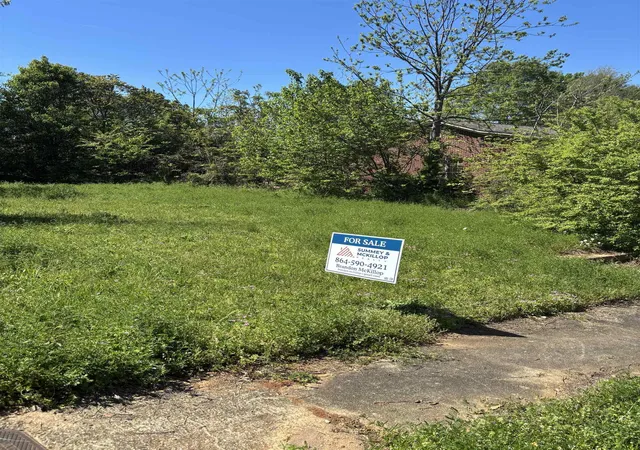 Photo 1 of Land for sale at 330 Northview St, Spartanburg, SC 29302 | MLS# SPN335870 | Listing updated on 2026-04-16