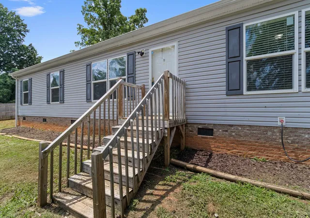 3rd image of 50 Old School House Rd, Mayo, SC 29368 | MLS# SPN335913