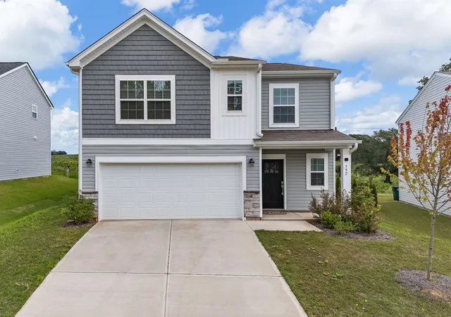 Photo 2 of Single family home for sale at 592 Wooden Duck St, Spartanburg, SC 29303 | MLS# SPN336084 | Listing updated on 2026-08-07