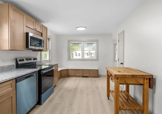 Photo 3 of Single family home for sale at 802 S Liberty St, Spartanburg, SC 29306 | MLS# SPN336134 | Listing updated on 2026-07-25