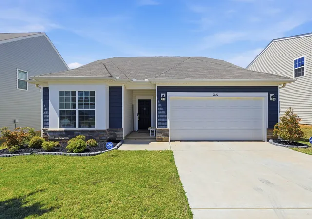 Photo 4 of Single family home for sale at 2022 Brechin Rd, Spartanburg, SC 29303 | MLS# SPN336140 | Listing updated on 2026-08-27