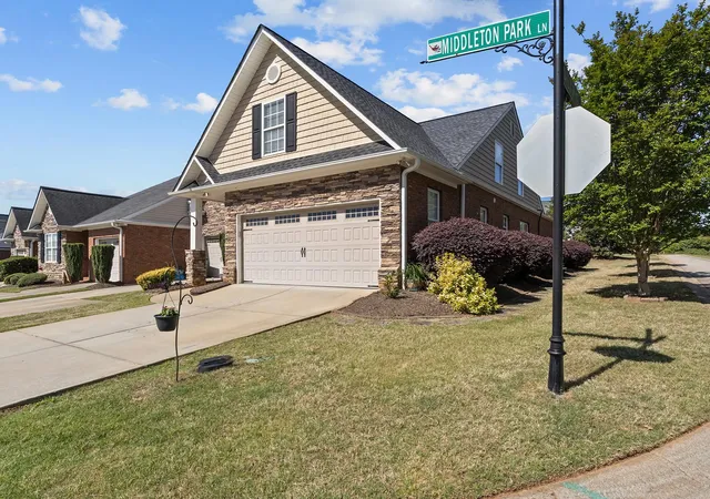 Photo 2 of Sale Pending at 120 Middleton Park Ln, Moore, SC 29369 | MLS# SPN336148 | Listing updated on 2026-09-30