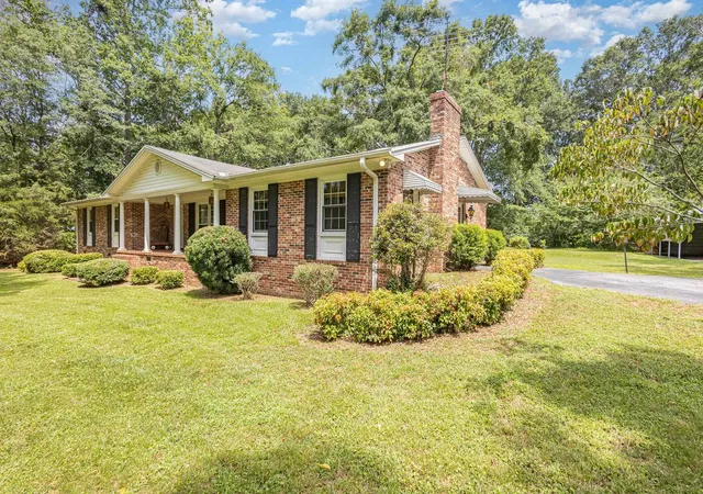 32nd image of 419 Ridge Dr, Laurens, SC 29360 | MLS# SPN336161