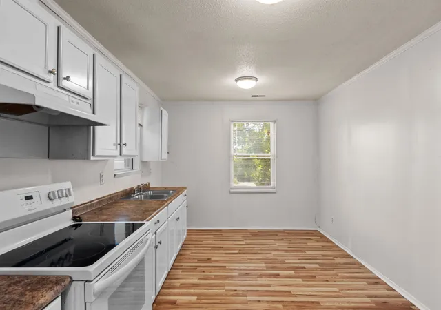 Homes for sale in Spartanburg, SC | 116 Fisher Ave, Spartanburg, SC 29301 | MLS# SPN336214
