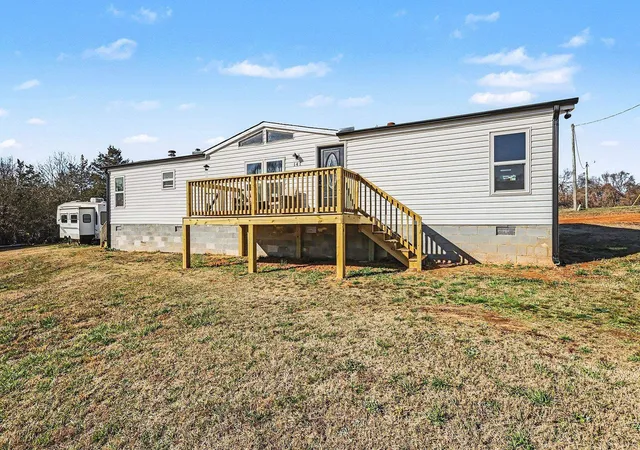 Homes for sale in Jonesville, SC | 141 Dogwood Dr, Jonesville, SC 29353 | MLS# SPN336245