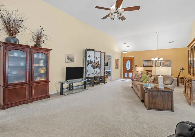 Photo 4 of Single family home for sale at 81 Arbours W Ln, Moore, SC 29369 | MLS# SPN336414 | Listing updated on 2026-08-15