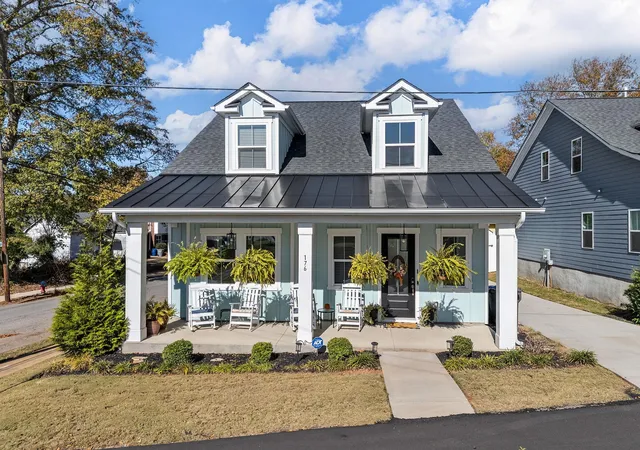 Photo 2 of Single family home for sale at 176 Rudisal St, Spartanburg, SC 29302 | MLS# SPN336455 | Listing updated on 2026-07-25