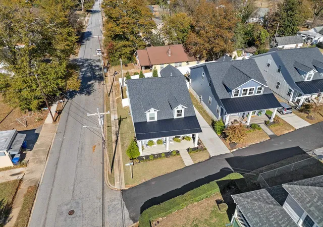 Photo 3 of Single family home for sale at 176 Rudisal St, Spartanburg, SC 29302 | MLS# SPN336455 | Listing updated on 2026-07-25