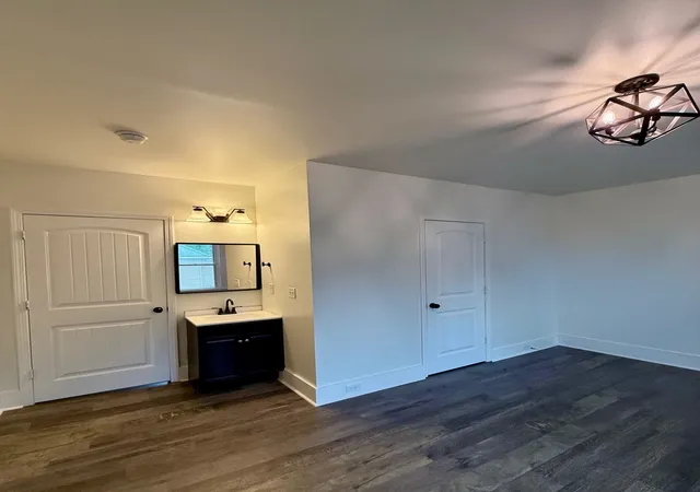 Photo 3 of Single family home for sale at 306 Manning St, Spartanburg, SC 29303 | MLS# SPN336498 | Listing updated on 2026-05-02