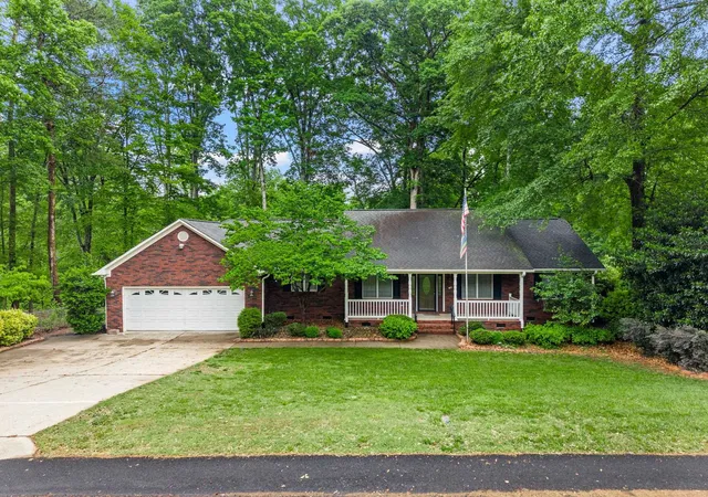Photo 1 of Single family home for sale at 353 Round Ridge Rd, Spartanburg, SC 29302 | MLS# SPN336512 | Listing updated on 2026-07-16