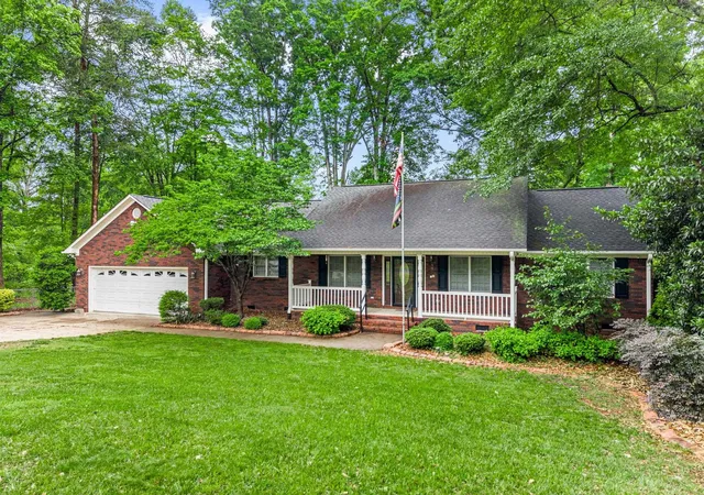 Photo 3 of Single family home for sale at 353 Round Ridge Rd, Spartanburg, SC 29302 | MLS# SPN336512 | Listing updated on 2026-07-16