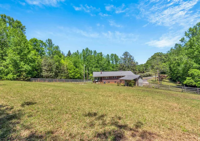 Photo 4 of Single family home for sale at 213 Nursery Rd, Easley, SC | MLS# SPN336545 | Listing updated on 2026-09-26