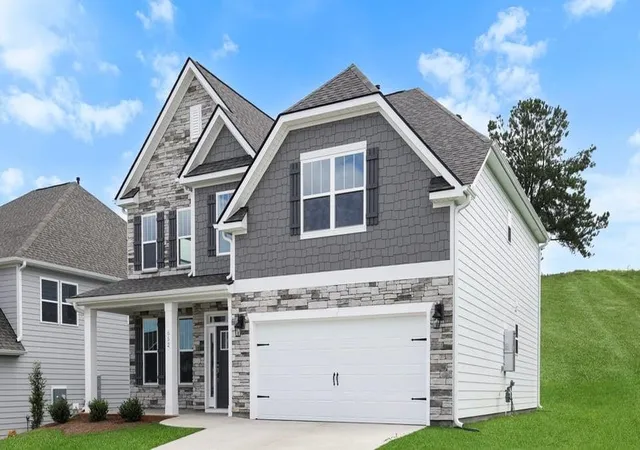 Photo 2 of Single family home for sale at 652 Munchberry Way, Spartanburg, SC 29301 | MLS# SPN336552 | Listing updated on 2026-10-17