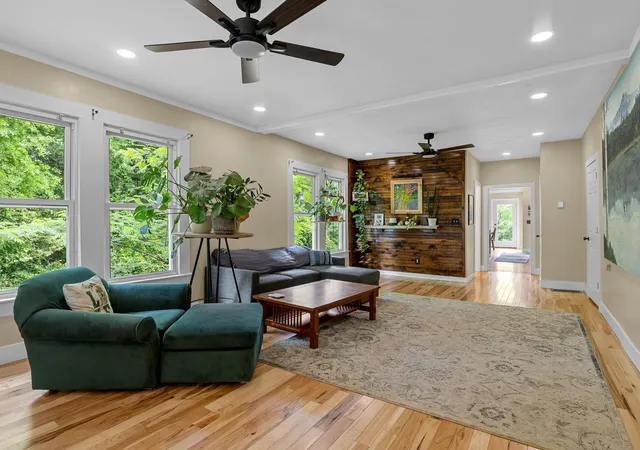 Photo 3 of Single family home for sale at 165 Jewell Rd, Spartanburg, SC 29302 | MLS# SPN336554 | Listing updated on 2026-08-12