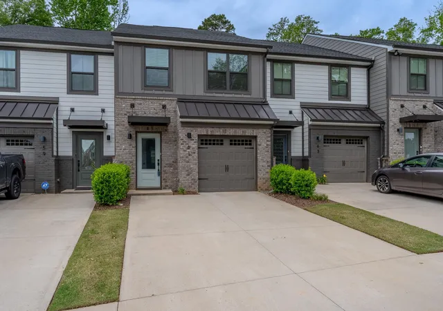 Homes for sale in Mauldin, SC | 61 Connaught Ct, Mauldin, SC 29662 | MLS# SPN336647