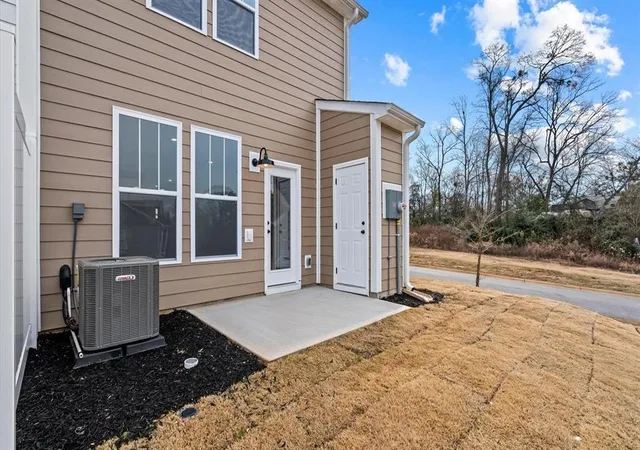 Homes for sale in Spartanburg, SC | 109 Dalmatian Dr, Spartanburg, SC 29307 | MLS# SPN336665