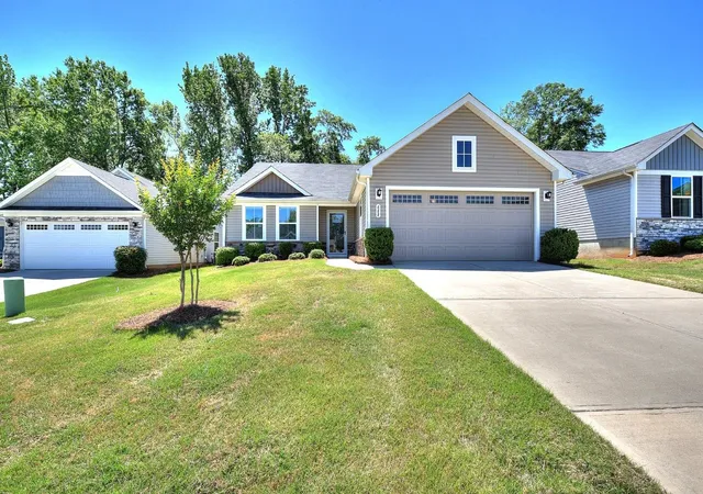 Photo 3 of Single family home for sale at 688 Hardwood Dr, Boiling Springs, SC 29316 | MLS# SPN336667 | Listing updated on 2026-08-31