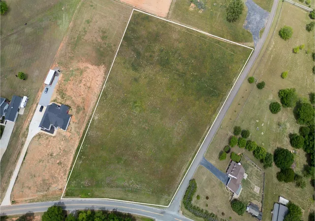 14th image of 606 Mcswain Rd, Chesnee, SC 29323 | MLS# SPN336670