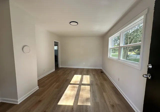 Photo 3 of Single family home for sale at 134 Westover Dr, Spartanburg, SC 29306 | MLS# SPN336728 | Listing updated on 2026-08-28