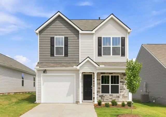 Photo 1 of Single family home for sale at 135 Lazzon Rd, Moore, SC 29369 | MLS# SPN336741 | Listing updated on 2026-10-17