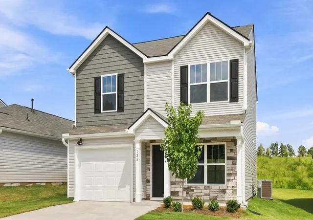 Photo 2 of Single family home for sale at 135 Lazzon Rd, Moore, SC 29369 | MLS# SPN336741 | Listing updated on 2026-10-17