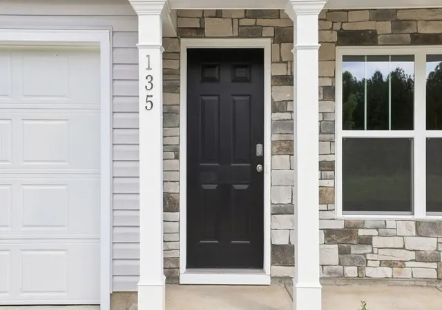 Photo 3 of Single family home for sale at 135 Lazzon Rd, Moore, SC 29369 | MLS# SPN336741 | Listing updated on 2026-10-17
