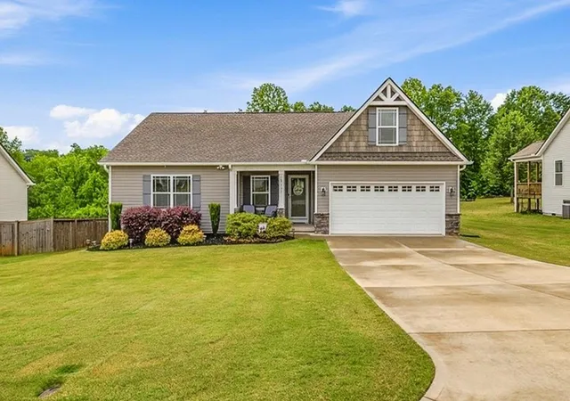 Homes for sale in Lyman, SC | 740 Hammett Pointe Ct, Lyman, SC 29365 | MLS# SPN336884