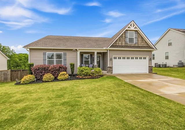 Homes for sale in Lyman, SC | 740 Hammett Pointe Ct, Lyman, SC 29365 | MLS# SPN336884