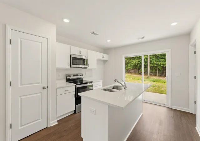 Photo 4 of Single family home for sale at 167 Cloverfield Ln, Spartanburg, SC 29307 | MLS# SPN336885 | Listing updated on 2026-08-31