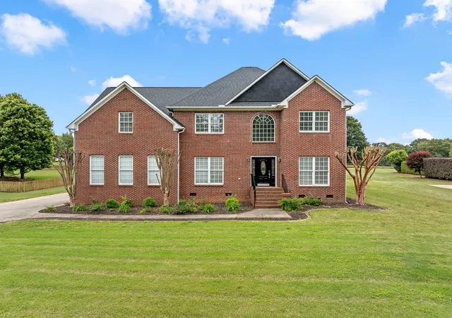 Homes for sale in Boiling Springs, SC | 366 Benford Dr, Boiling Springs, SC 29316 | MLS# SPN337013