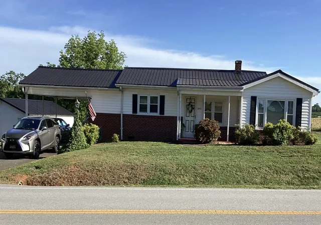 Homes for sale in Chesnee, SC | 2451 Fairfield Rd, Chesnee, SC 29323 | MLS# SPN337049