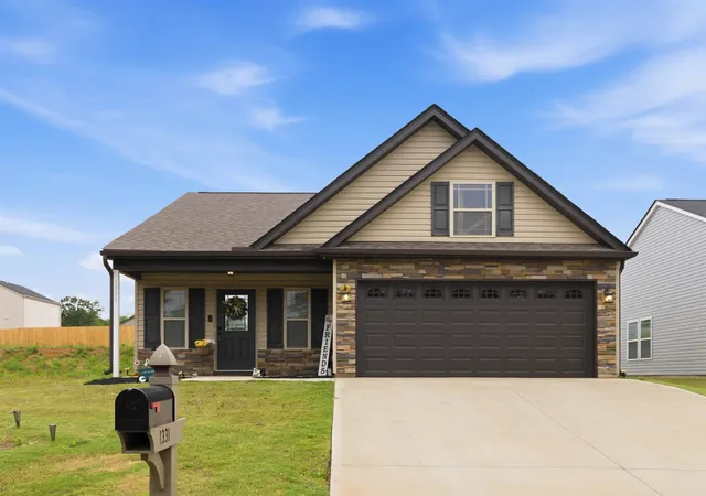 Photo 1 of Single family home for sale at 1331 Martin Rd, Spartanburg, SC 29301 | MLS# SPN337051 | Listing updated on 2026-06-07