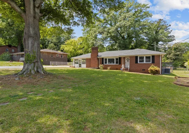 Homes for sale in Gaffney, SC | 1102 Elmore St, Gaffney, SC 29340 | MLS# SPN337053