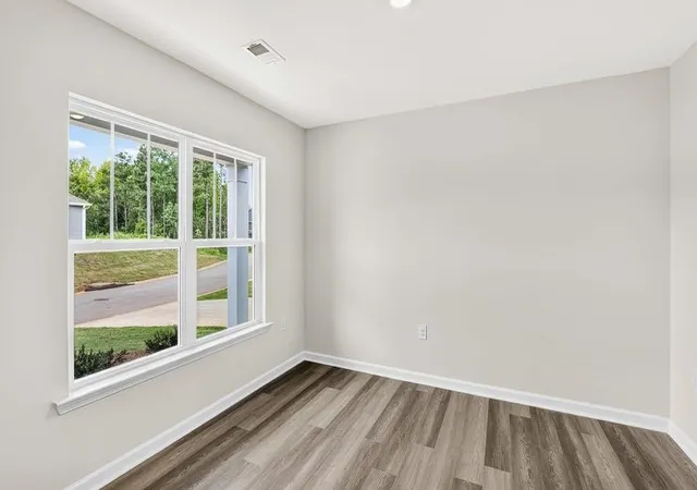 Photo 4 of Single family home for sale at 3145 Emberly Dr, Roebuck, SC 29376 | MLS# SPN337063 | Listing updated on 2026-10-06