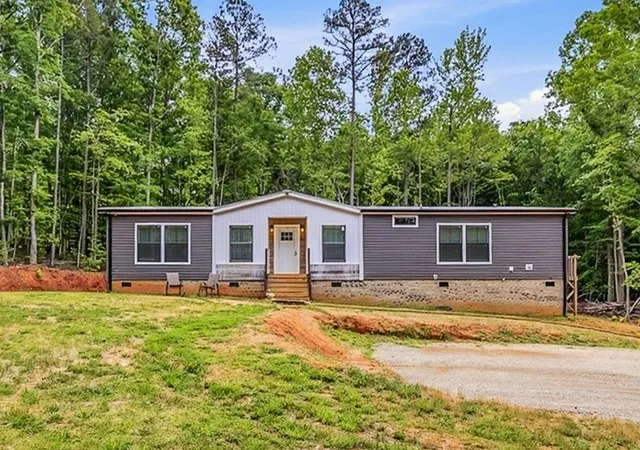 Homes for sale in Jonesville, SC | 3849 Buffalo West Springs Hwy, Jonesville, SC 29353 | MLS# SPN337064