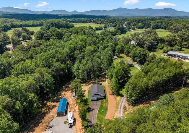 2nd image of 1075 E Prince Rd, Landrum, SC 29356 | MLS# SPN337091