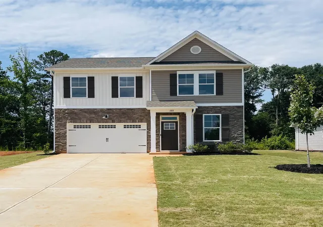 Homes for sale in Boiling Springs, SC | 188 Hunter Ridge Dr, Boiling Springs, SC 29316 | MLS# SPN337100