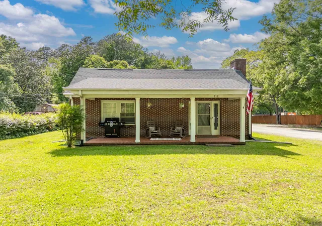 Photo 3 of Single family home for sale at 712 W Georgia St, Woodruff, SC 29388 | MLS# SPN337145 | Listing updated on 2026-09-02