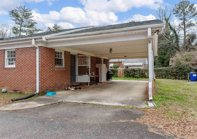 Photo 4 of Single family home for sale at 712 W Georgia St, Woodruff, SC 29388 | MLS# SPN337145 | Listing updated on 2026-09-02
