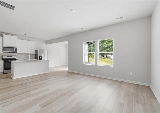 4th image of 272 Fair Cross Cir, Piedmont, SC 29673 | MLS# SPN337178
