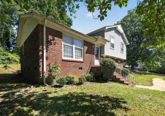Homes for sale in Spartanburg, SC | 308 Willow Oaks Dr Dr, Spartanburg, SC 29301 | MLS# SPN337184