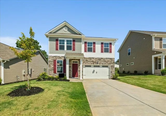 Photo 1 of Sale Pending at 2040 Halton Oaks Dr, Spartanburg, SC 29303 | MLS# SPN337211 | Listing updated on 2026-08-14