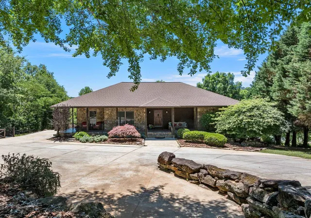 1st image of 181 Lakeshore Dr, Chesnee, SC 29323 | MLS# SPN337259