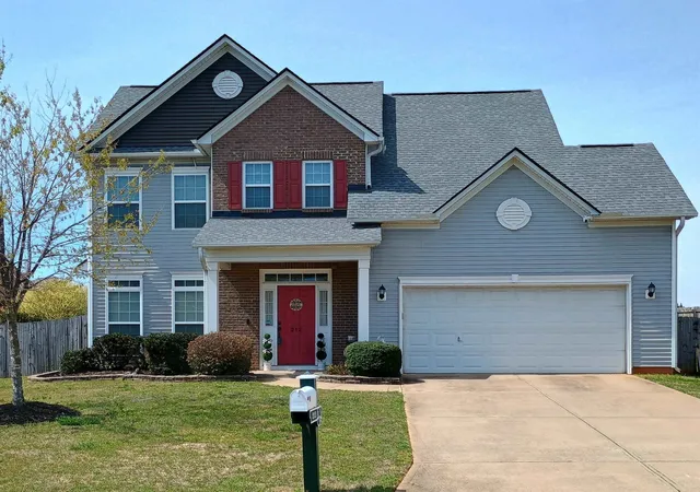 Photo 1 of Single family home for sale at 212 Slate Dr, Boiling Springs, SC 29316 | MLS# SPN337265 | Listing updated on 2026-09-22