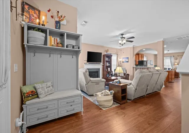 Photo 2 of Single family home for sale at 212 Slate Dr, Boiling Springs, SC 29316 | MLS# SPN337265 | Listing updated on 2026-09-22
