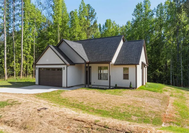 Photo 2 of Single family home for sale at 179 Susans Rd, Gaffney, SC 29341 | MLS# SPN337274 | Listing updated on 2026-07-31