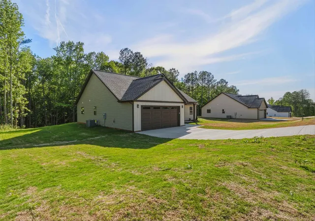 Photo 3 of Single family home for sale at 179 Susans Rd, Gaffney, SC 29341 | MLS# SPN337274 | Listing updated on 2026-07-31
