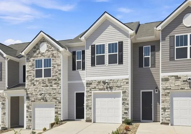 Photo 2 of Townhouse for sale at 3459 Hunters Brk Dr, Boiling Springs, SC 29316 | MLS# SPN337314 | Listing updated on 2026-10-08
